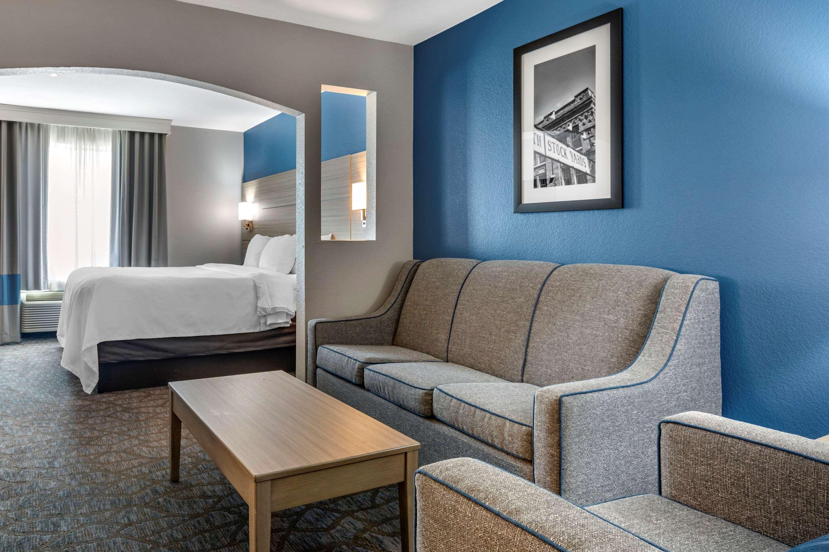 Comfort Inn & Suites Mansfield Bagian luar foto