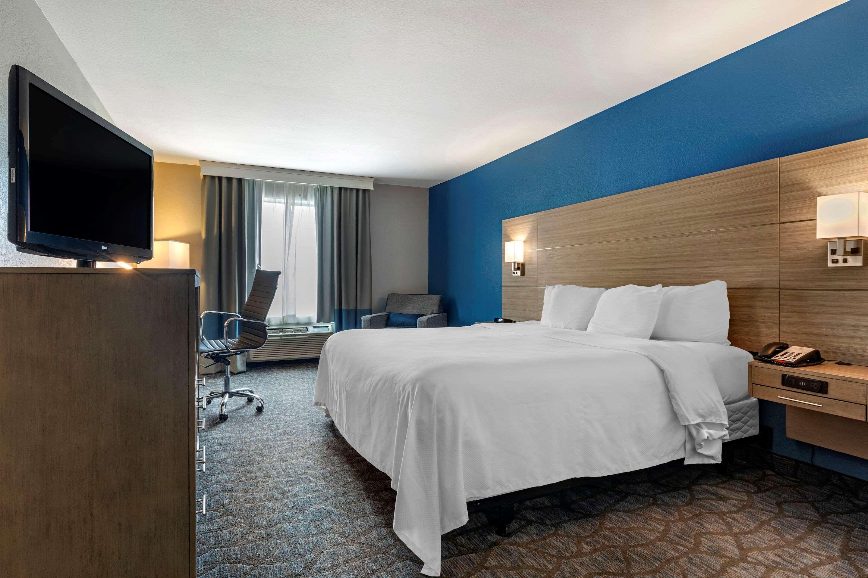 Comfort Inn & Suites Mansfield Bagian luar foto