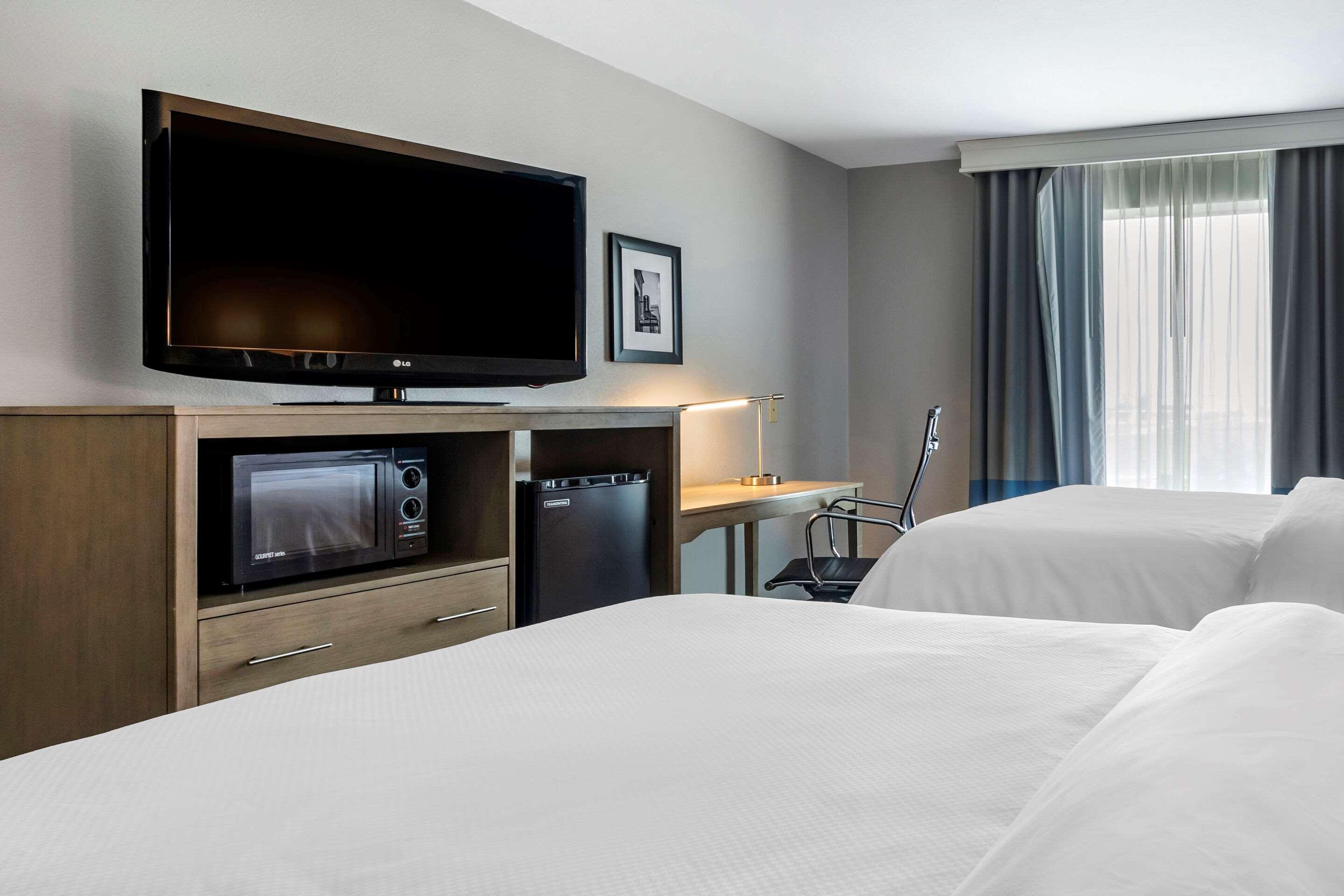 Comfort Inn & Suites Mansfield Bagian luar foto