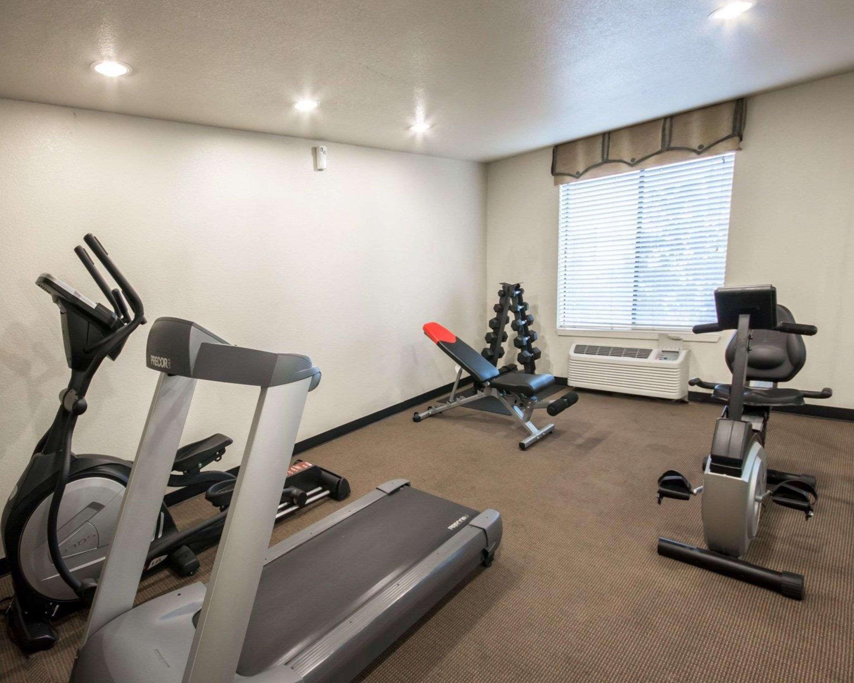 Comfort Inn & Suites Mansfield Bagian luar foto