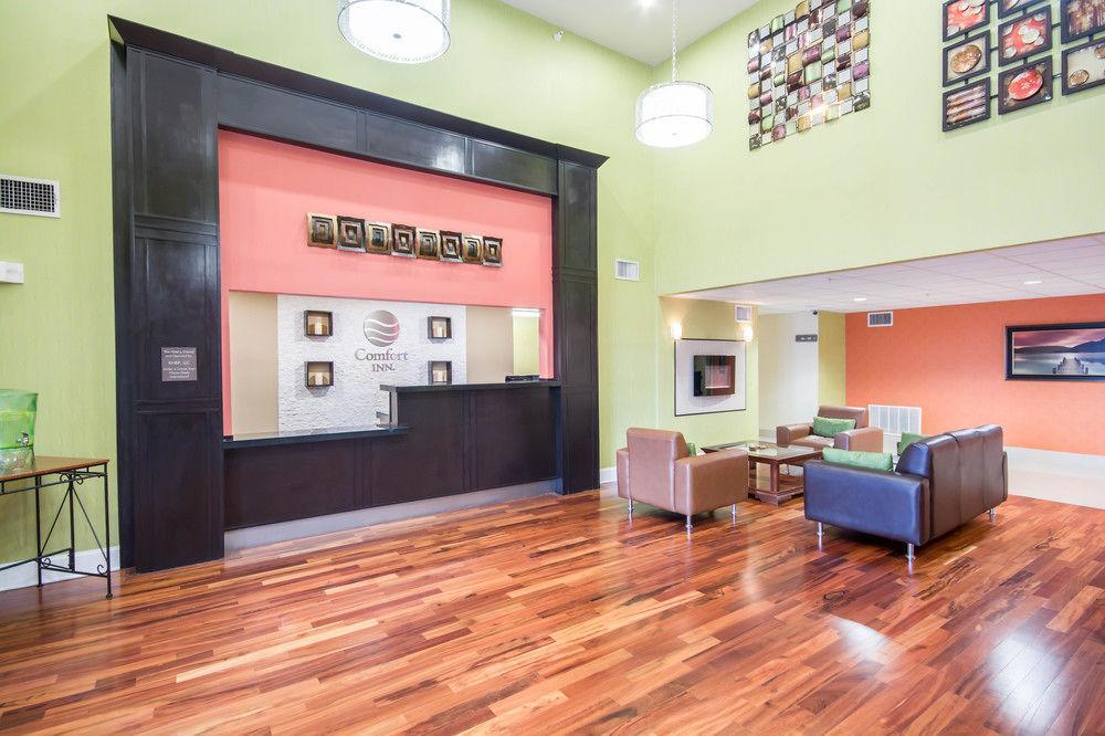 Comfort Inn & Suites Mansfield Bagian luar foto